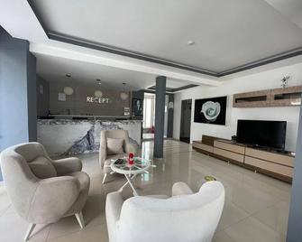 Gold Butik Otel - Marmaris - Living room