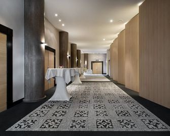 M Hotel - Genk - Flur