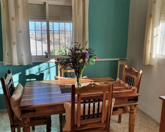 Villa Marie Anne Set in peaceful mountains, with great views all around. - Albox - Dining room