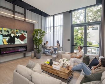 w Amazing 1BR in Wynwood - Miami - Soggiorno