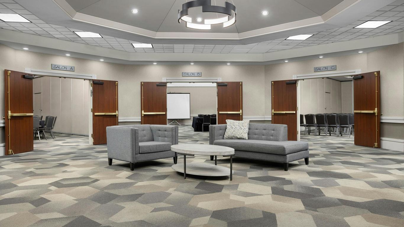 سبرنجهيل سويتس باي ماريوت بوسطن بيبودي