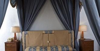 Palazzo Dragoni - Spoleto - Schlafzimmer