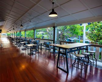 Hides Hotel Cairns - Cairns - Restaurant