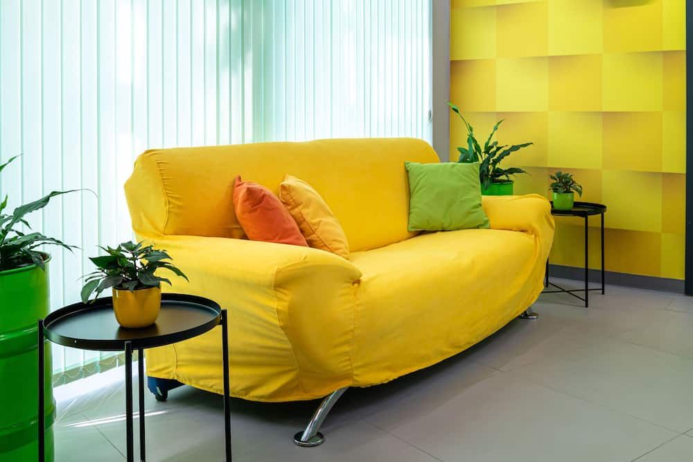 Green Cube Capsule Hostel - Sofia - Lobby