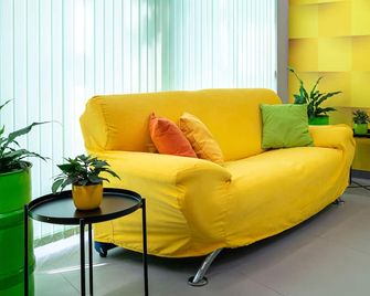 Green Cube Capsule Hostel - סופיה - לובי