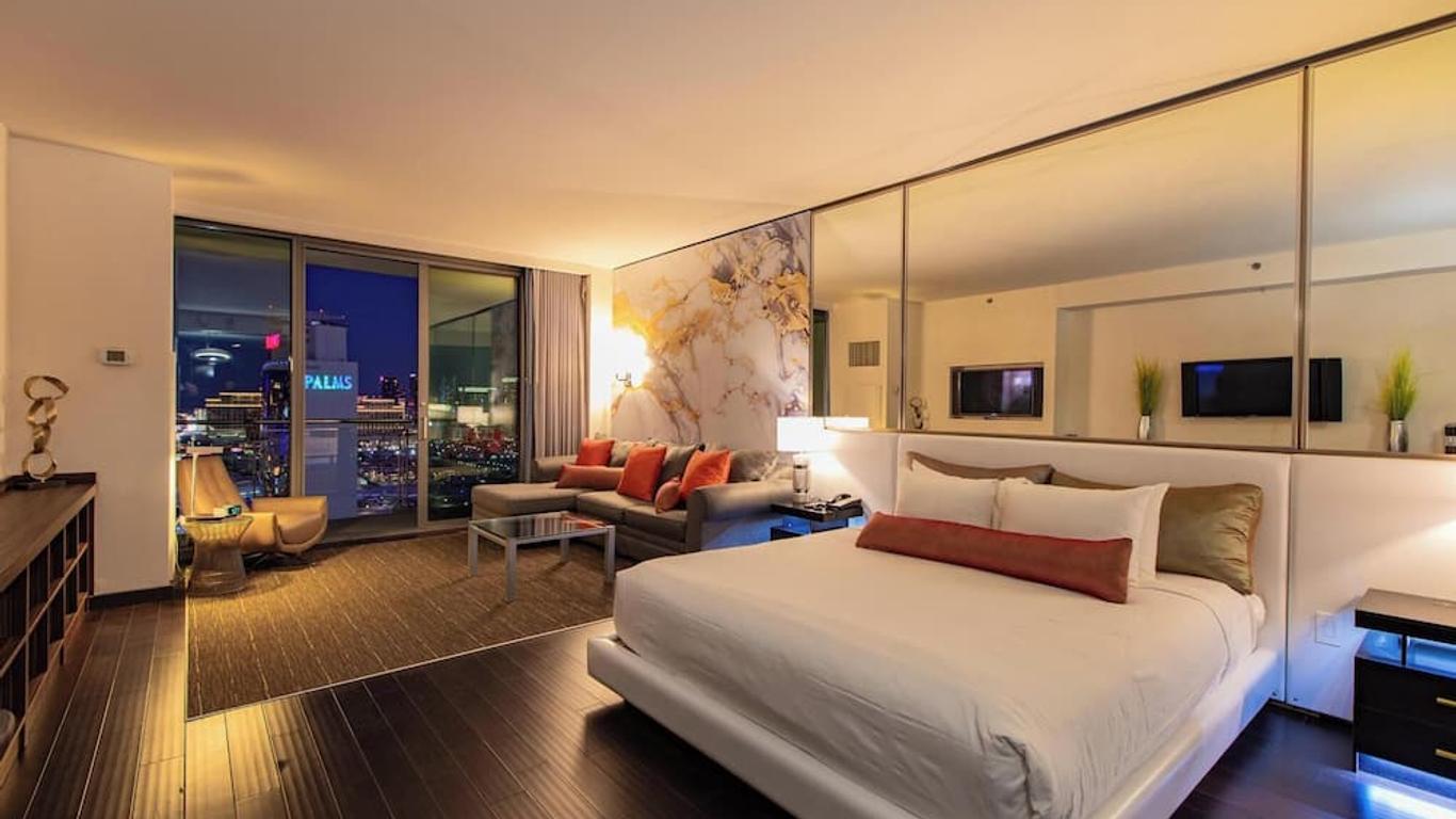 Ava Suite 37th Flr Strip View Balcony Palms Place
