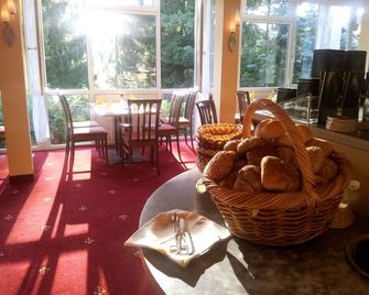 Parkhotel Helene - Бад-Ельстер