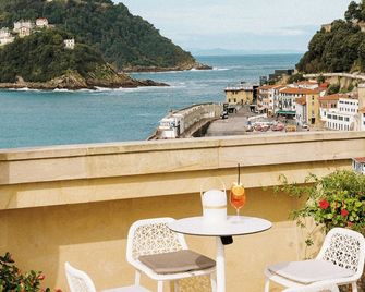Lasala Plaza Hotel - Adults Only - San Sebastian - Balkon