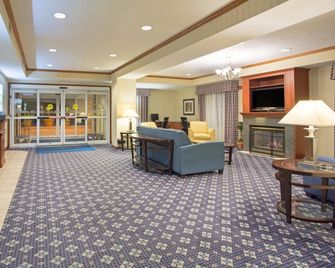Abilene Inn and Suites - Abilene - Lobby