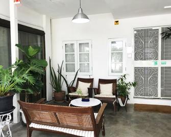 12/14 Home Studio - Bangkok - Reception