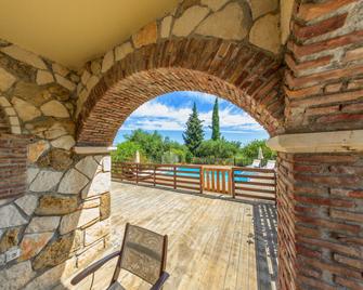 Parys Villas - Tsilivi