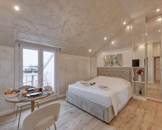 Garibaldi 64 - Luxury apartment in Brera district - Milan - Chambre