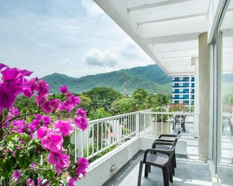 Santorini Hotel & Resort - Santa Marta - Balkon