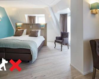 Beach Hotel - Zoutelande - Bedroom