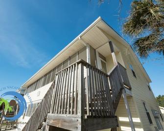 Windy Hill Villa 1 - Beach Barnacle - North Myrtle Beach - Building