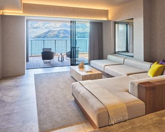 Edit X Seven Setouchi Shodoshima - 小豆島町