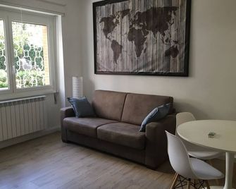 Gli Aranci Apartment - רומא - סלון