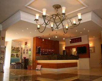 Hisar Holiday Club - פטהייה - דלפק קבלה