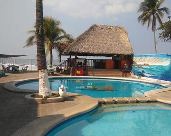 Punta Roca Surf Resort - La Libertad - Pool