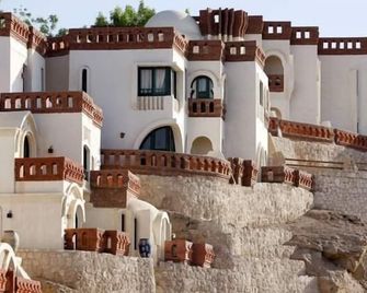 Umbi Sharks Bay Diving Village - Sharm el-Sheikh - Building