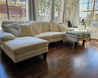 Cozy home in Clear Lake - יוסטון - סלון