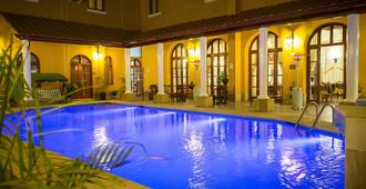 Grand Hotel Huánuco - Huánuco - Pool