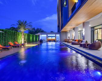 The Zense Boutique Hotel - Phitsanulok - Pool