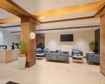 Regenta Central Shivani, Solapur - Solāpur - Lobby