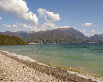 Barchi Resort - Apartments & Suites - San Felice del Benaco - Playa