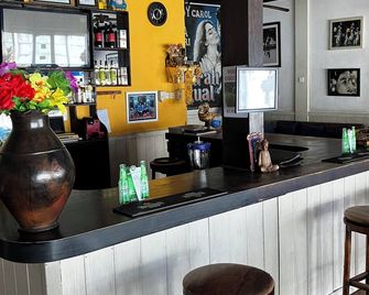 Zen Inn - Manggis - Bar