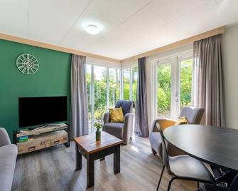 Cozy chalet in Stegeren with a terrace - Stegeren