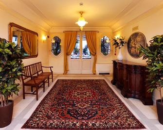 Relais Villa Fiorita - Monastier di Treviso - Lobby