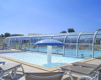 Domaine Residentiel De Plein Air Kerleyou - Douarnenez - Pool