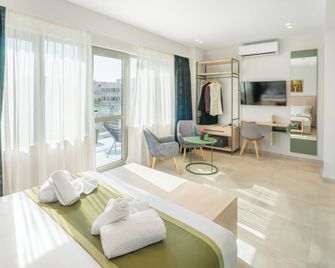 Ela Five Residences - Ateena