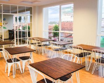 Hotel Grand Kutilang Syariah - Bandar Lampung - Restaurant