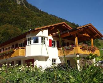 Haus Telisia - Klösterle - Edificio