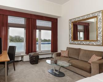 Hotel am Rhein - Wesseling - Living room