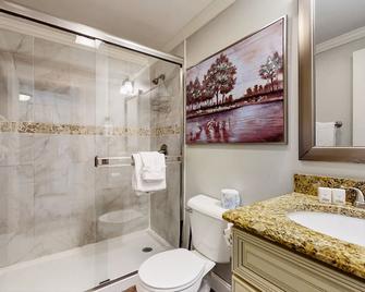 Riverfront condo w/ Free Attraction TIckets, firepit, & decks - walk to trails - Townsend