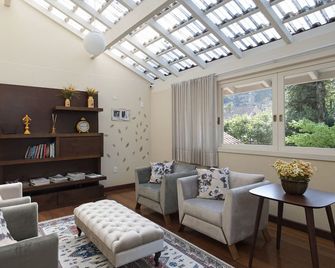 Doce Canela - Pousada de Charme - Canela - Wohnzimmer