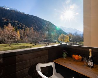 Résidence Grand Roc - Bruyères 09 - Happy Rentals - Chamonix-Mont-Blanc - Balcon