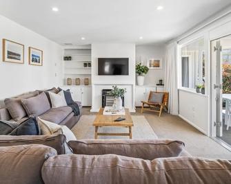 Norfolk Pine Motel - Kaikoura - Stue