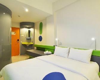 Pop! Hotel Teuku Umar Denpasar - Bali - Denpasar - Bedroom