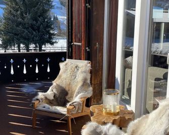 Perfectly located within walking distance to the picturesque promenade of Gstaad - Saanen - Balcon