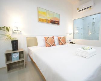 iRest Ao Nang Sea Front - Ao Nang