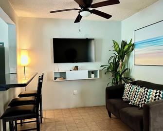 Comfortable modern apartment conveniently located for shopping and dining. - Tuxtla Gutiérrez