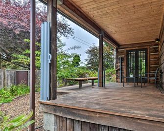 Quiet And Cozy Eureka Home Near Sequoia - Eureka - Patio