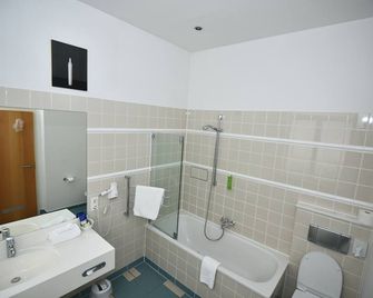 Art-Hotel Robert Mayer - Frankfurt - Kamar Mandi