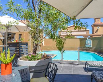 Mercure Johannesburg Bedfordview Hotel - Johannesburg - Pool