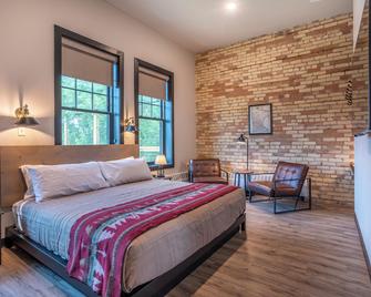 Crosby Lofts - Deerwood - Bedroom
