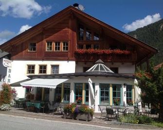 Garni Pineta - San Martino in Badia/St. Martin in Thurn - Gebouw